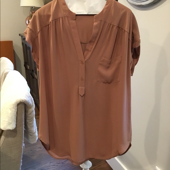 Short sleeve blouse - Picture 1 of 2
